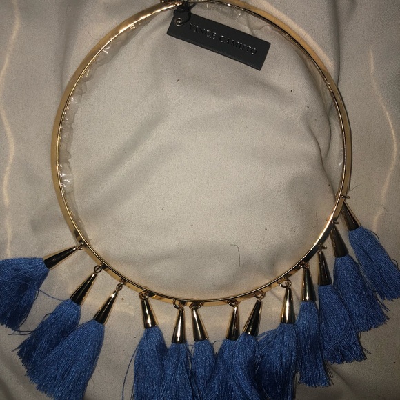 Cobalt blue and gold thread tassel necklace - Picture 3 of 3